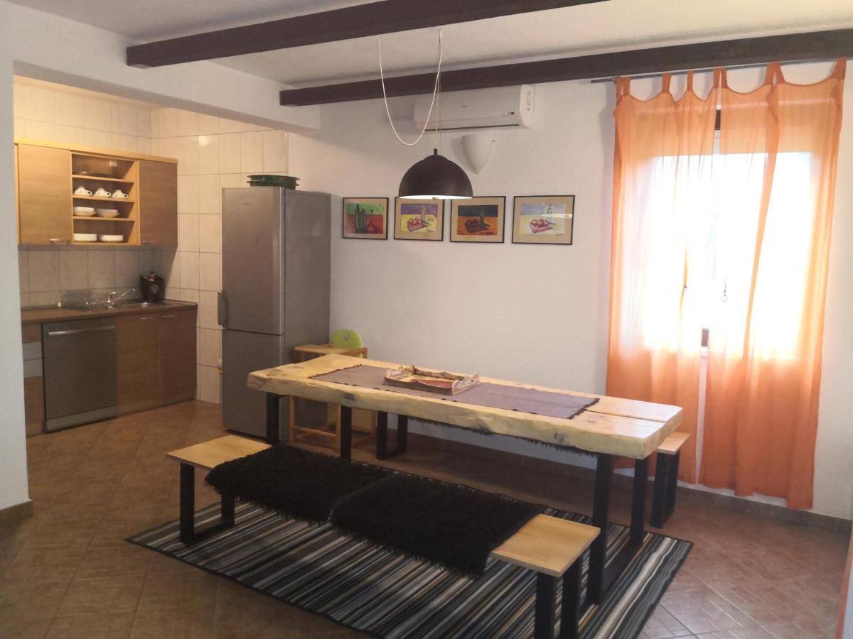 Mila Holiday Home Lohovo Екстериор снимка