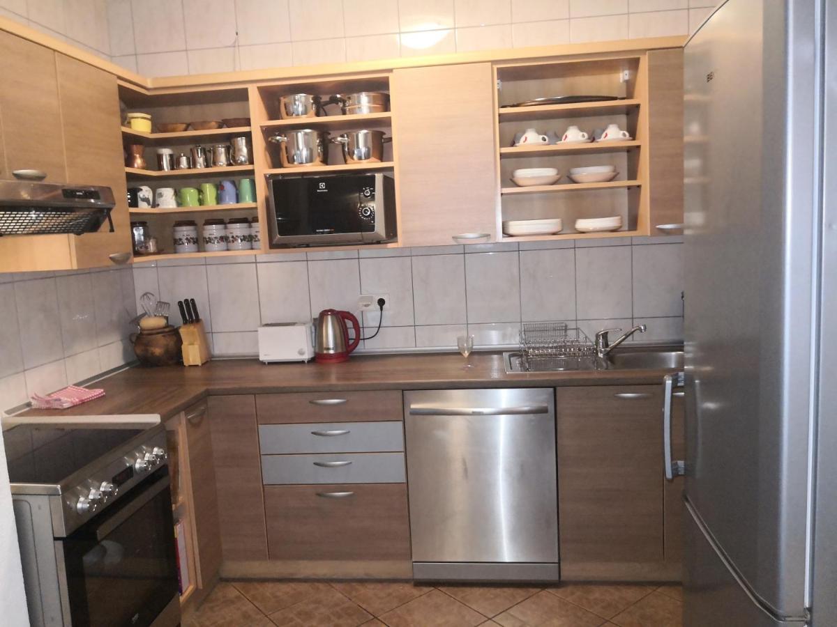 Mila Holiday Home Lohovo Екстериор снимка