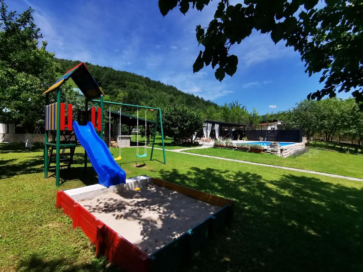 Mila Holiday Home Lohovo Екстериор снимка