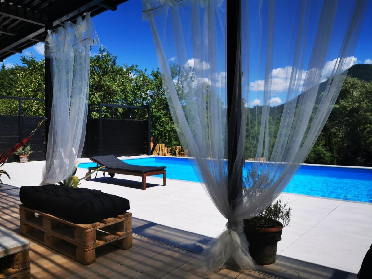 Mila Holiday Home Lohovo Екстериор снимка